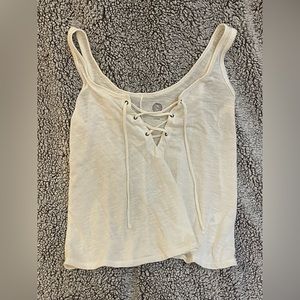White SO women’s loose, fitting tank top